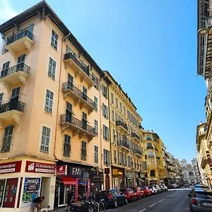 Big Flat - Le Cala - Hypercentre - 4 Chambres, 13 Personnes, Proche Gare Et Parking, Wifi, Air Conditioning L Groupe L Business L Famille Nice